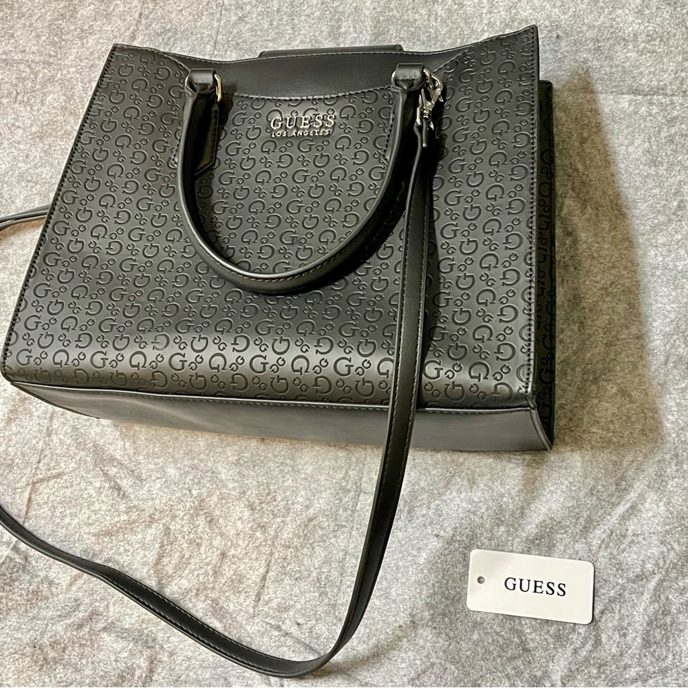 Guess Hensley Women’s Hand bag - black $ NWT